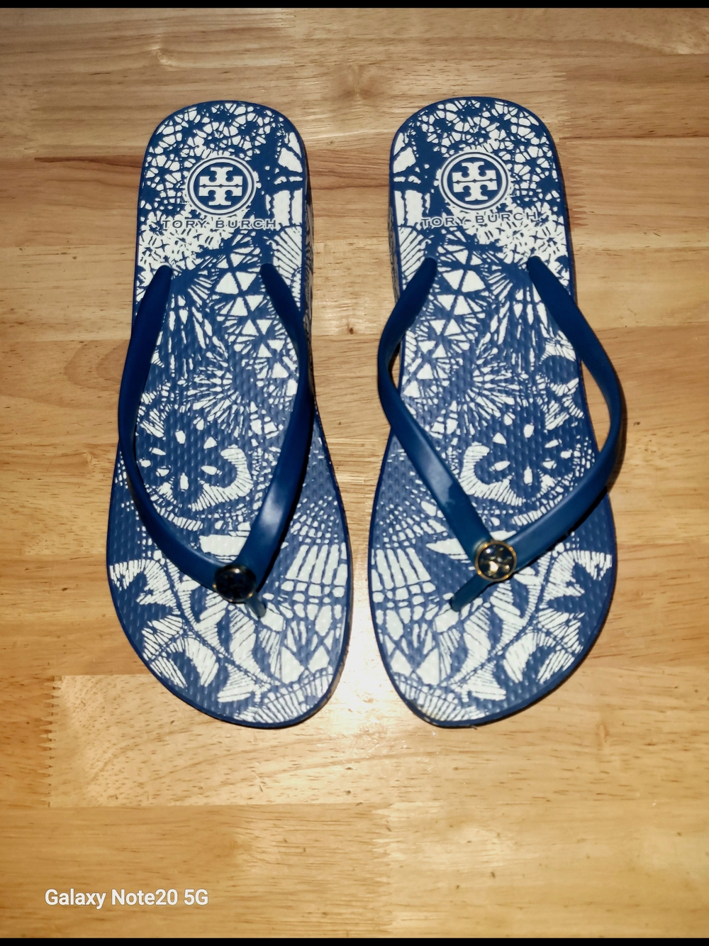 NWOB Tory Burch Blue Logo Flip Flops